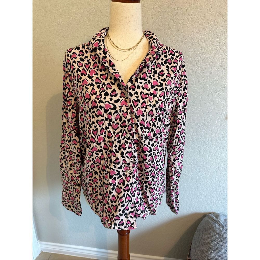 Victoria’s Secret Pink/Black Cheetah Long Sleeve Pajama Top - Size Small